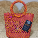 CARTERA TIPO VASO PEQUEÑA CALADA EN EL CENTRO - CART022