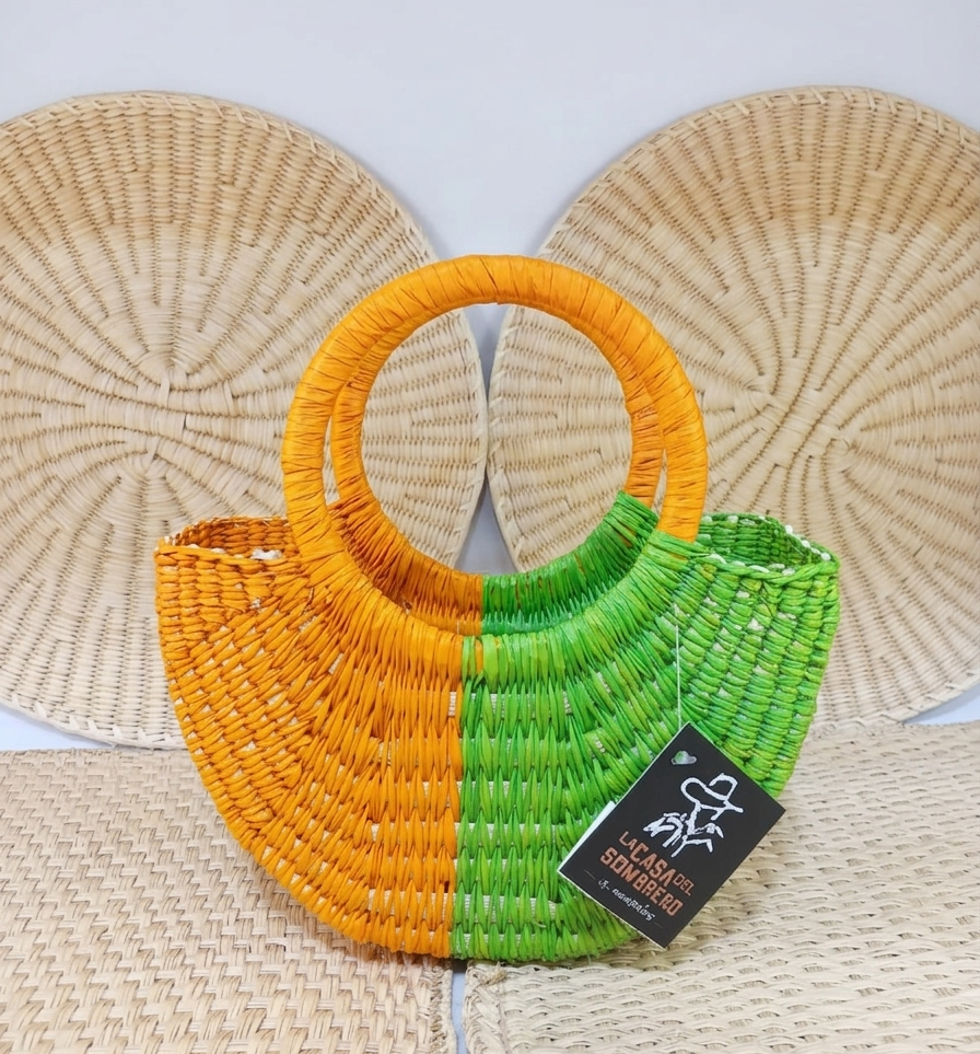 Gemini_Generated_Image_57yd4d57yd4d57yd CARTERA MEDIA LUNA PEQUEÑA - CART005 - Imagen 1